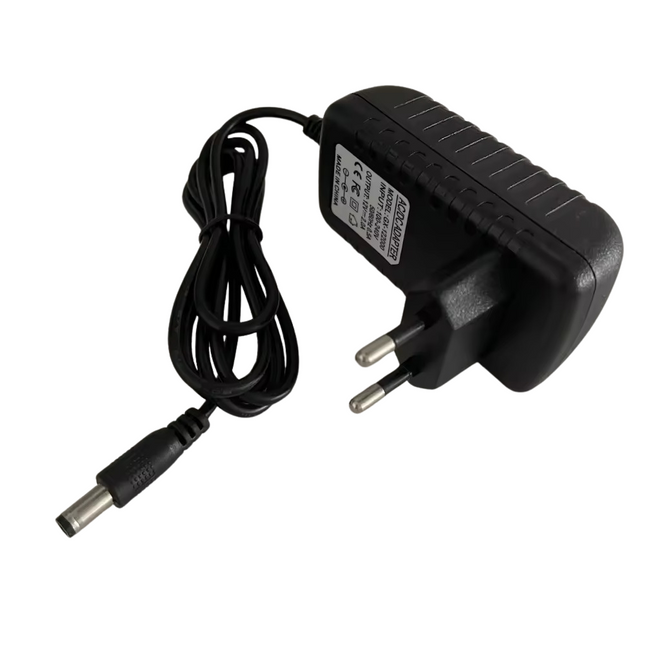 Adaptador de corriente alterna 100V-240V 50/60 Hz, Salida CC 12V 2A
