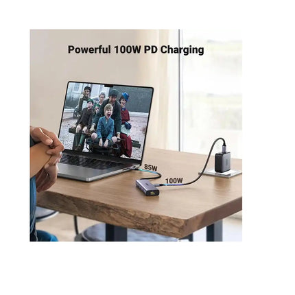 Adaptador UGREEN 6 en 1 USB-C Hub, 3*USB 3.0, HDM 4K, VGA, USB-C
